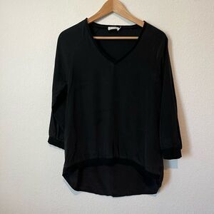 R | Label Black Silk V-Neck Lightweight High Low Blouse Top Women's Size XS